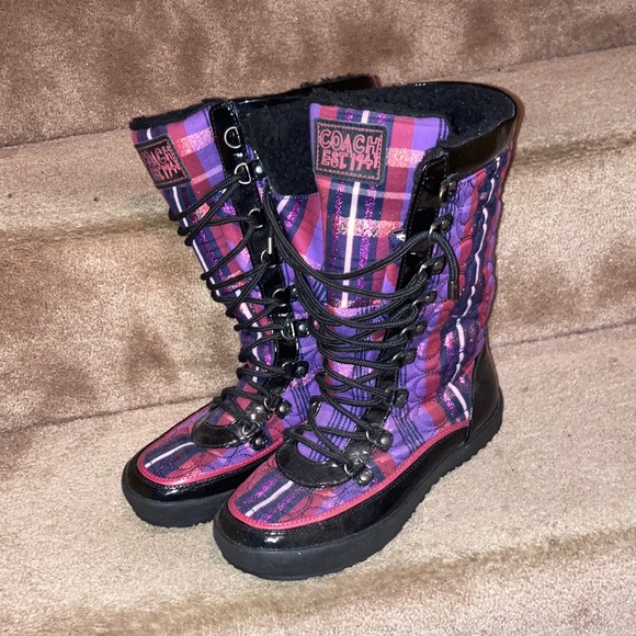 Beautiful Coach winter Boots - Picture 1 of 6